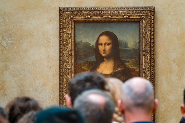 Photo of the Mona Lisa at the Louvre Museum in Paris, France