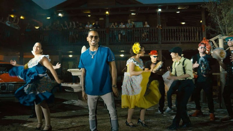 Llegó Navidad - Ozuna & Generación Escogida