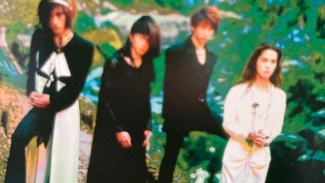 Hitomi ni Utsuru Mono