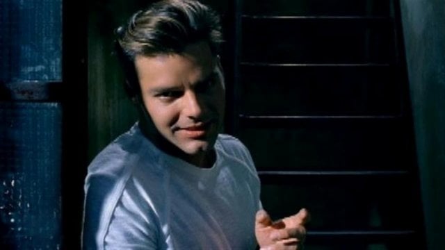 Te extraño, te olvido, te amo