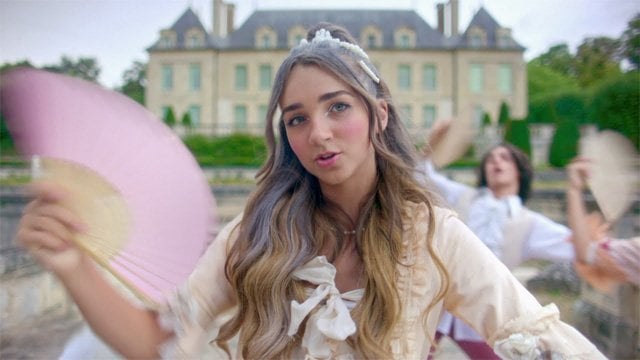 Toi d'abord - Angelina