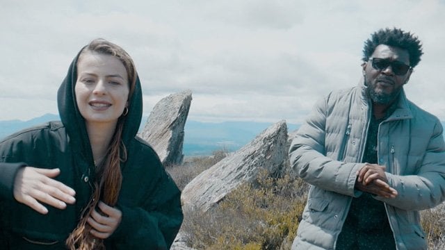 Dame un micro y verás - Frank T & Lucia Leona