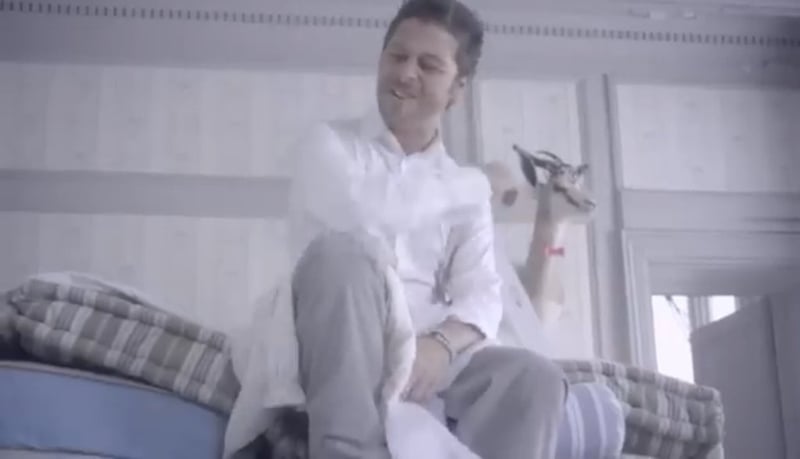 Dingue, dingue, dingue