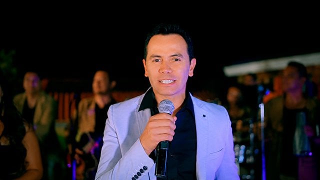 El pegao - Jhonny Rivera