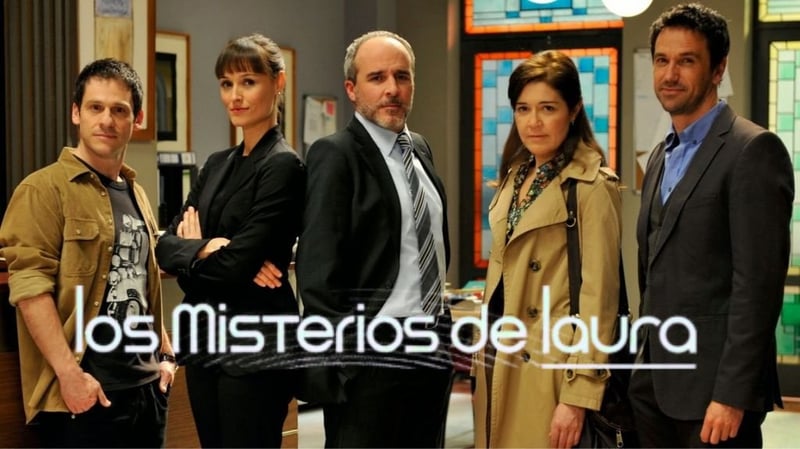 Los Misterios de Laura_ES_EL